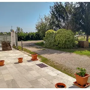 Elizabeth , Lentigione Italie